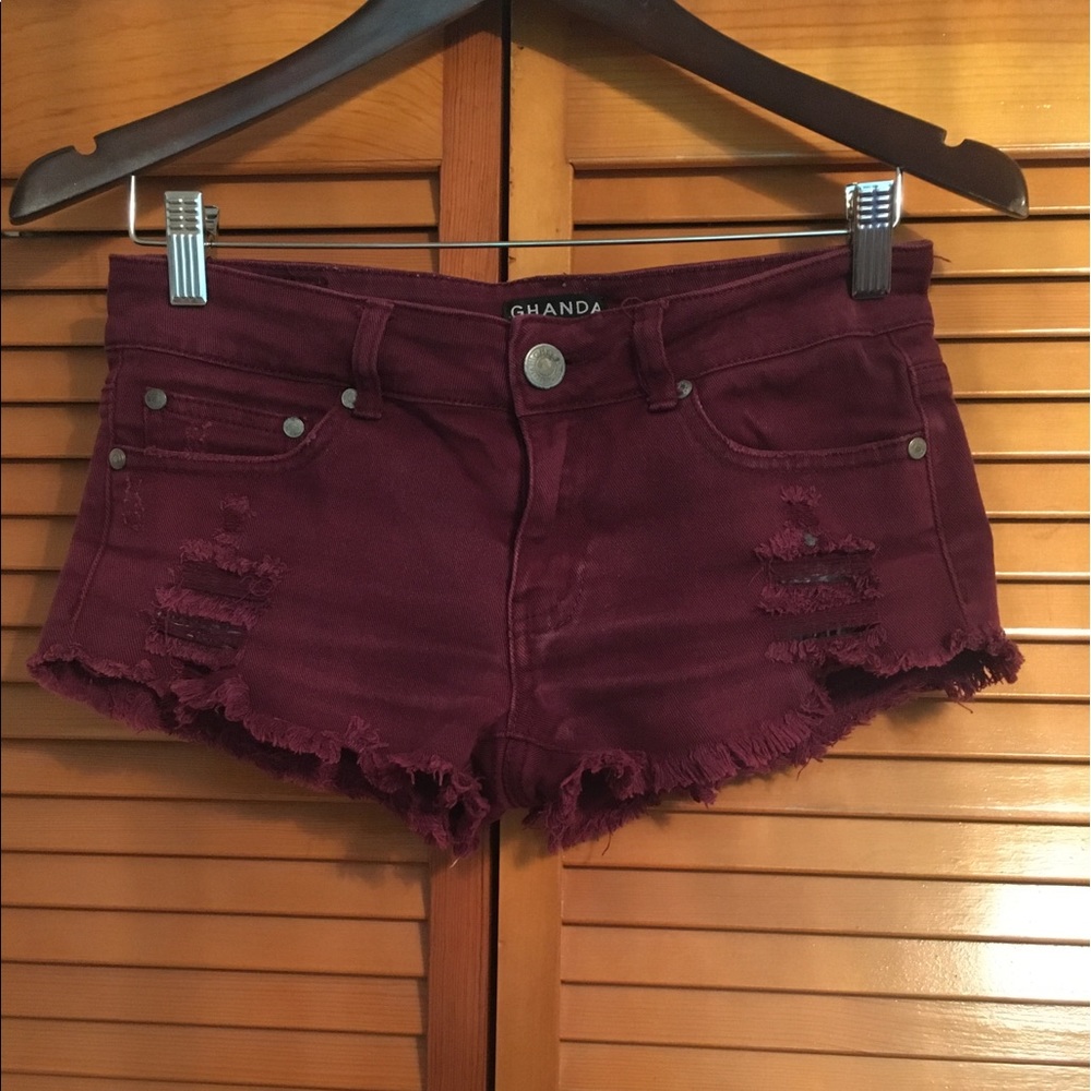 Red Ghanda Short shorts